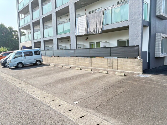 REKSY Ⅰの物件外観写真