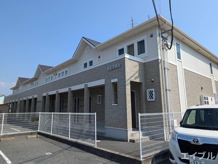 ウェストヴィレッジ下白水の物件外観写真