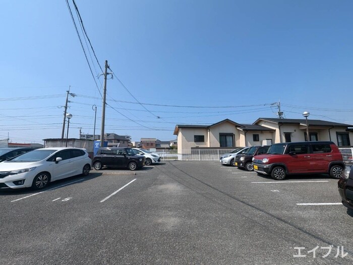 ウェストヴィレッジ下白水の物件外観写真