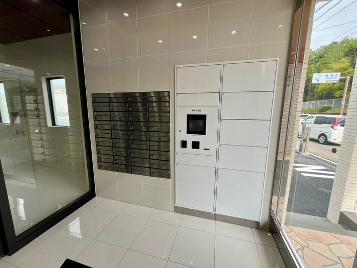 ｺﾝﾀﾞｸﾄﾚｼﾞﾃﾞﾝｽHANAMINOSATOの物件外観写真