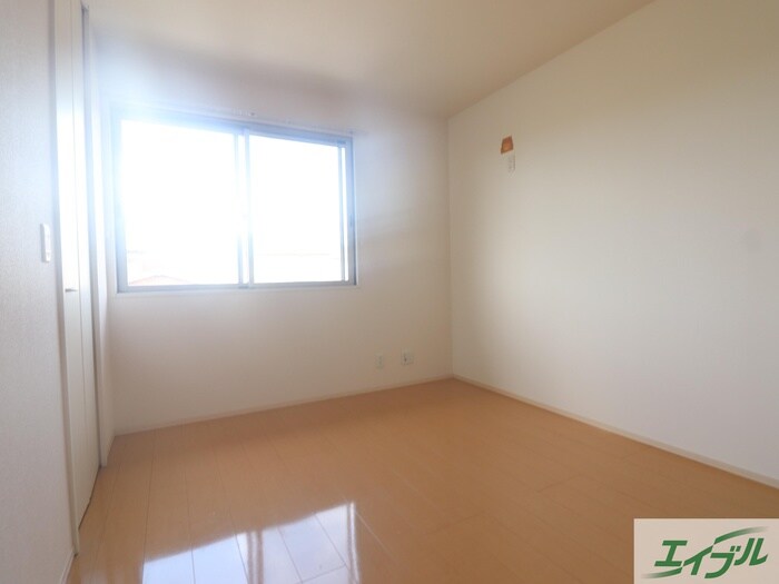 トゥールダルジャンの物件内観写真