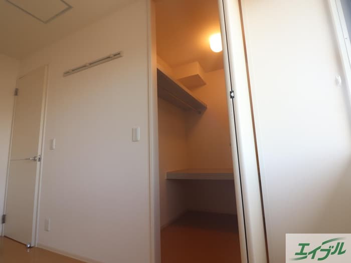 トゥールダルジャンの物件内観写真