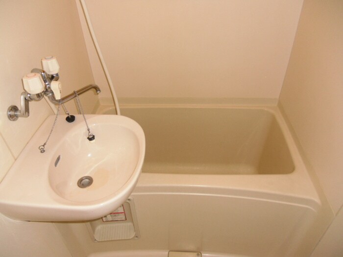 パークサイド本城の物件内観写真