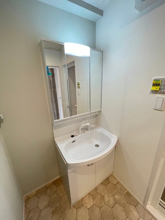 REGARIA MIHAGINO CENTER MARKSの物件内観写真