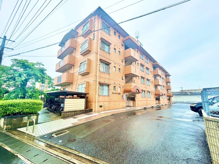 サンハイツ三苫の物件外観写真