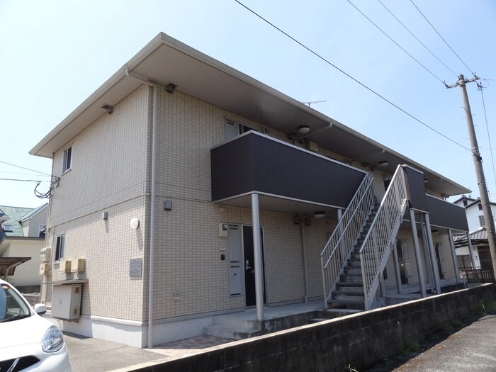 ブリエヴェ－ル都の物件外観写真