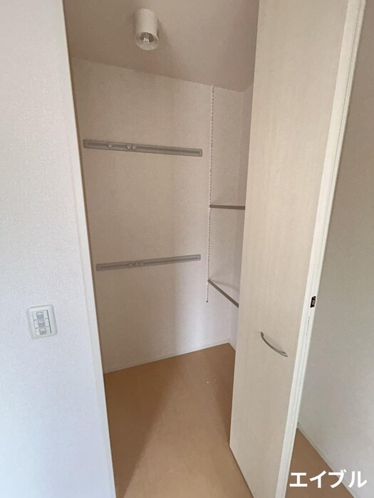 ブリエヴェ－ル都の物件内観写真