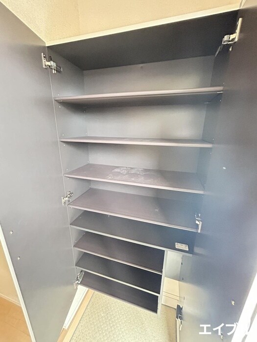 ブリエヴェ－ル都の物件内観写真