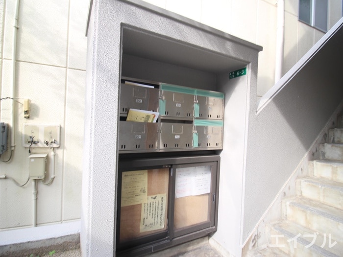 ドミール石内の物件外観写真