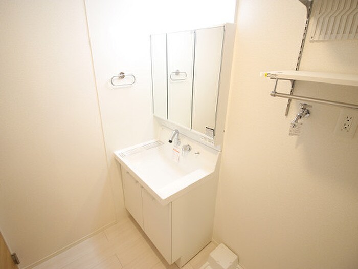 ﾙｰﾌﾞﾙ下富野の物件内観写真