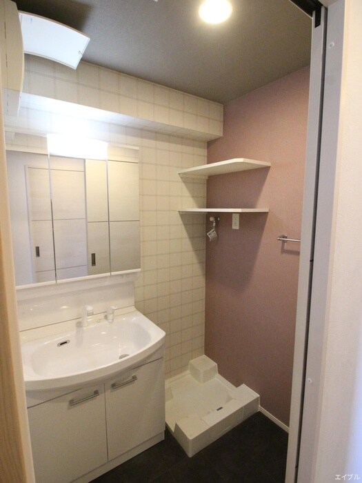 ギャラクシー空港東の物件内観写真