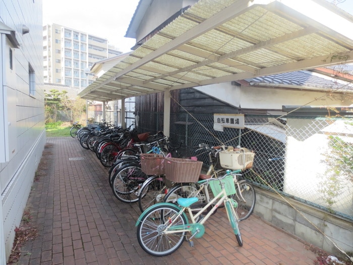 コンダクトヴィレッジ井尻ノースの物件外観写真