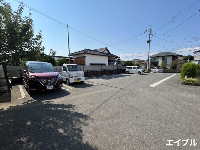 イリーデ八枝の物件外観写真