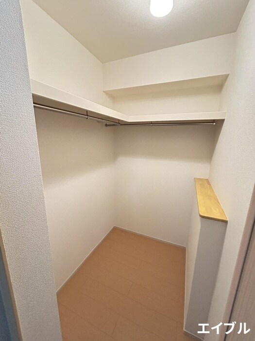 イリーデ八枝の物件内観写真