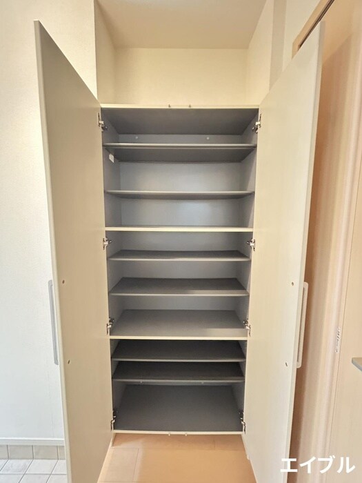 イリーデ八枝の物件内観写真