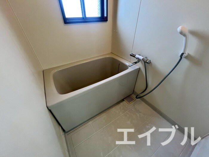 ハイネス那珂川の物件内観写真