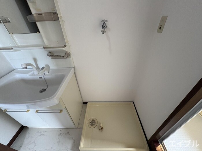 ハイネス那珂川の物件内観写真