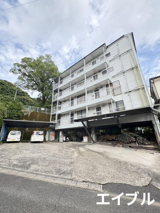 福永マンションの物件外観写真
