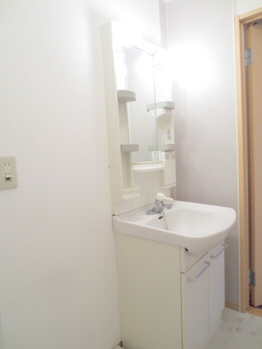 コンフォートハウスＡ棟の物件内観写真