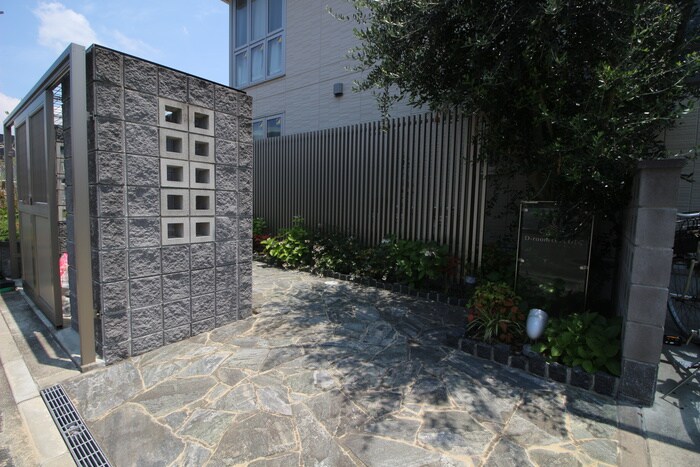 D-roomアネシスの物件外観写真