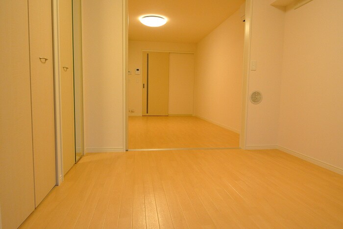 サン・フローラ三郎丸の物件内観写真