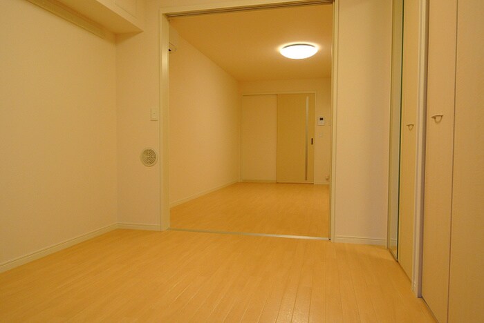 サン・フローラ三郎丸の物件内観写真