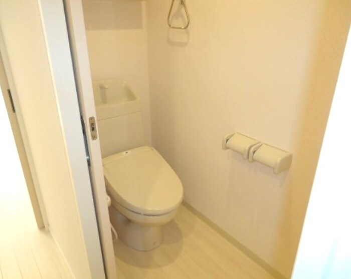 サン・フローラ三郎丸の物件内観写真