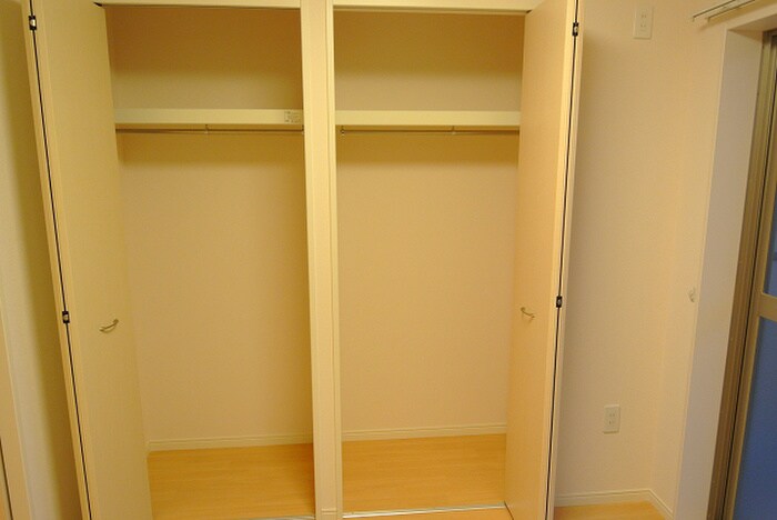 サン・フローラ三郎丸の物件内観写真