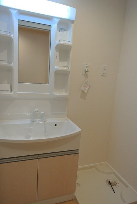 サン・フローラ三郎丸の物件内観写真