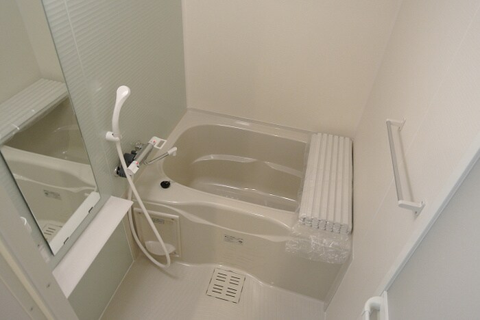 サン・フローラ三郎丸の物件内観写真