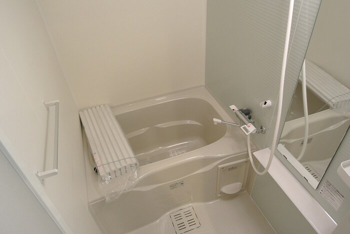 サン・フローラ三郎丸の物件内観写真