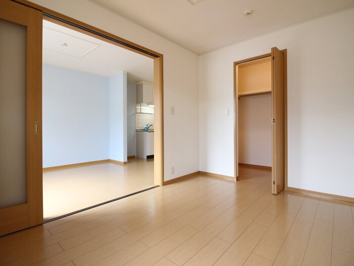 マ－ヴェラス空Ⅴの物件内観写真