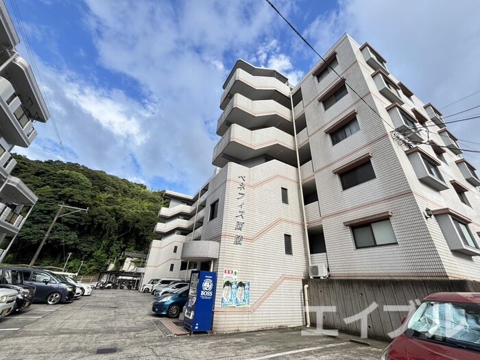 ベネフィス西陵の物件外観写真