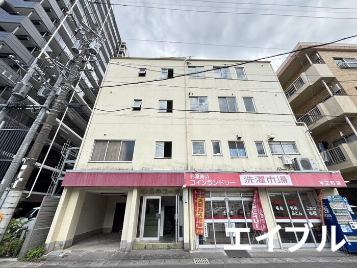 ひらのコーポの物件外観写真