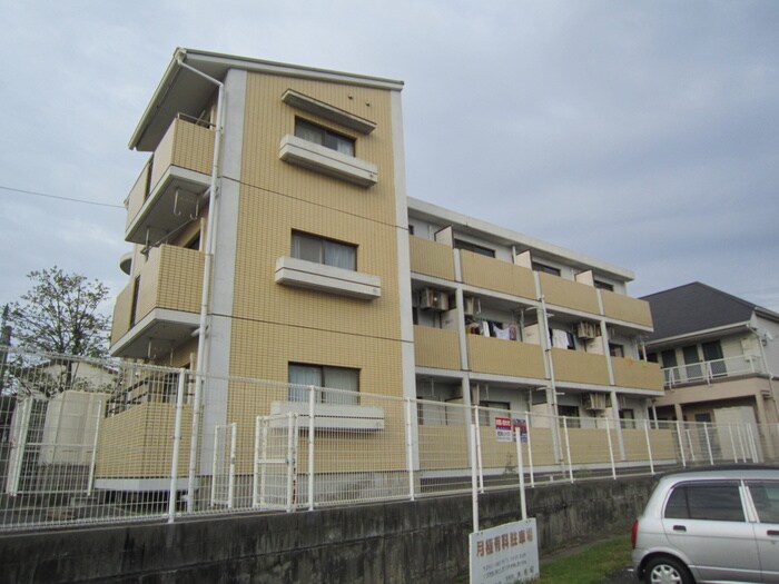 ラフォーレ大和の物件外観写真