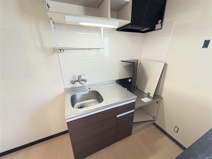 ペガ－ダ千早の物件内観写真