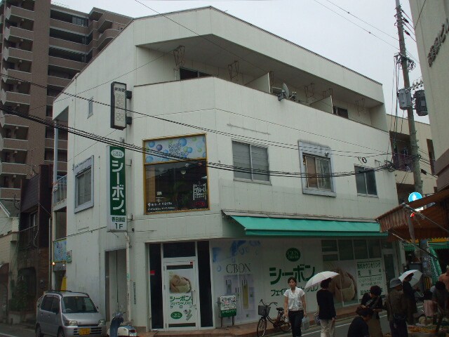 生津ビルの物件外観写真