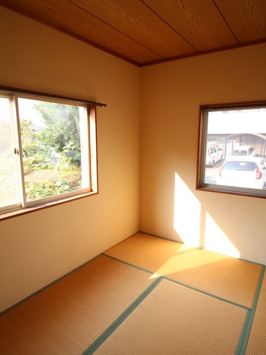 エコール荒木の物件内観写真