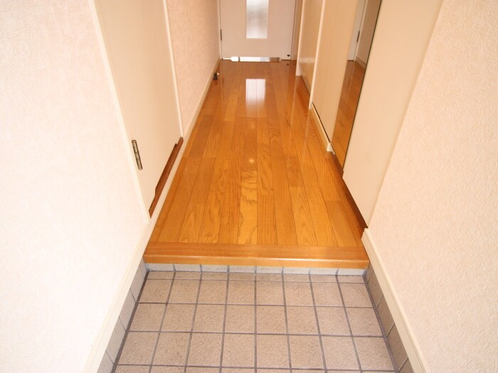 クレタ県庁前の物件内観写真