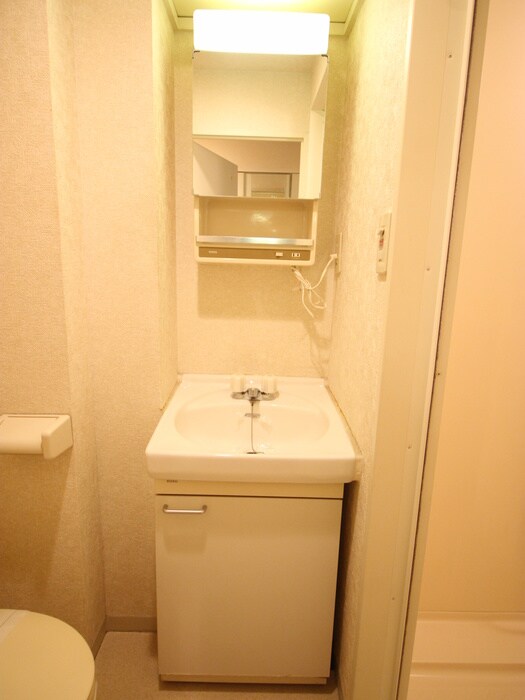 クレタ県庁前の物件内観写真