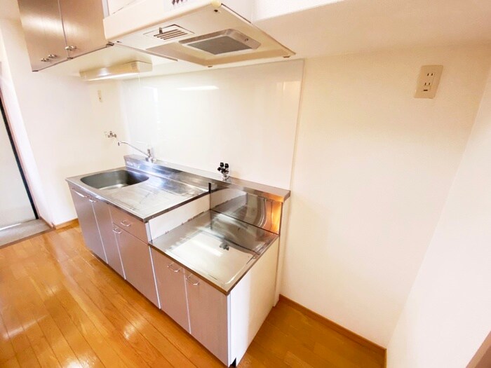 アヴィニール竪町の物件内観写真