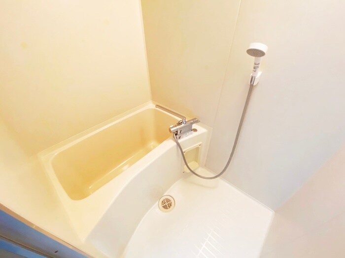 アヴィニール竪町の物件内観写真