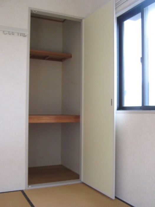 オー・ボアパティールＢ棟の物件内観写真