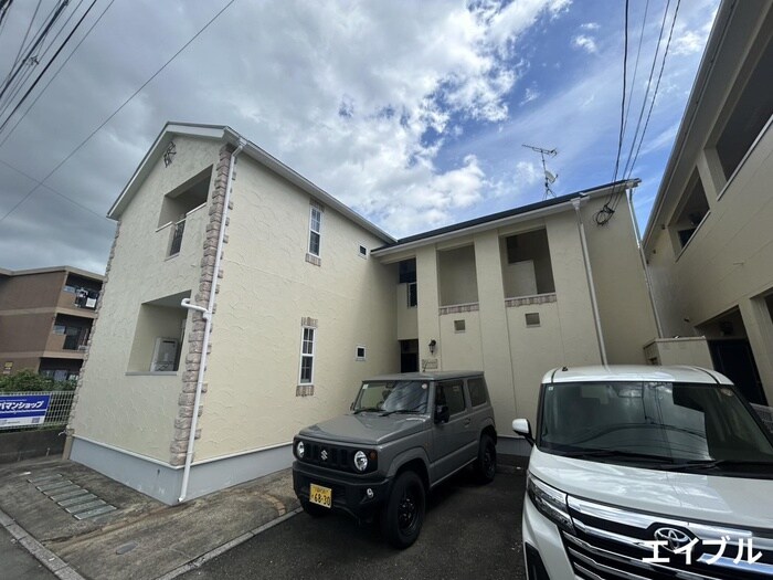 リブレアエムアールⅡの物件外観写真