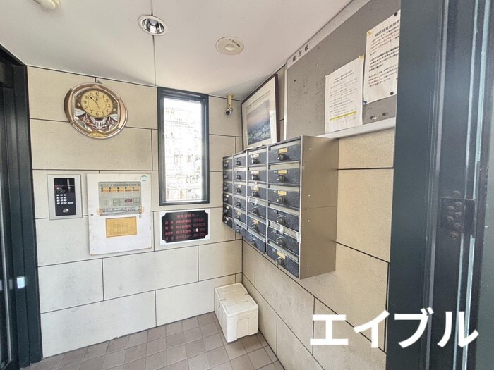 薬師愛ビルの物件外観写真