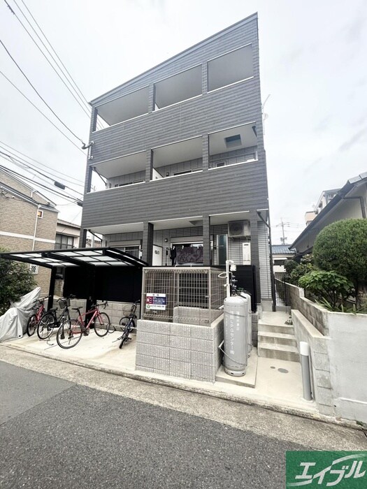 ウィルメゾン和白駅前の物件外観写真