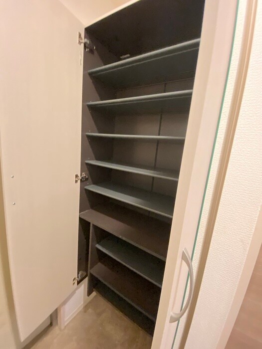 Polonia　Matsubara　A棟の物件内観写真