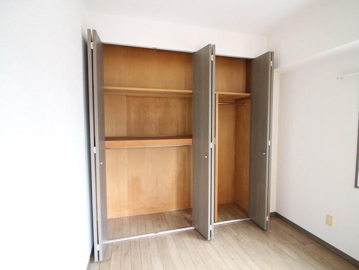 ジートラスト薬院の物件内観写真