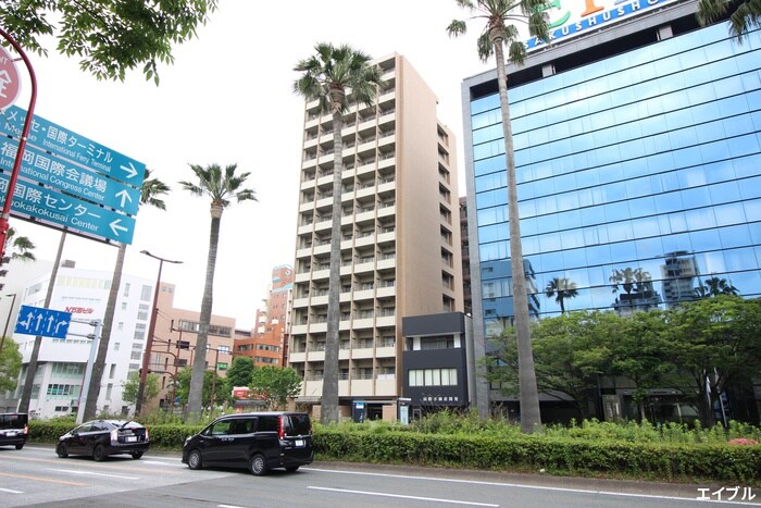 ｻｳﾞｫｲ ｻﾞ･ﾊﾟ-ﾑｽﾄﾘ-ﾄ(601)の物件外観写真