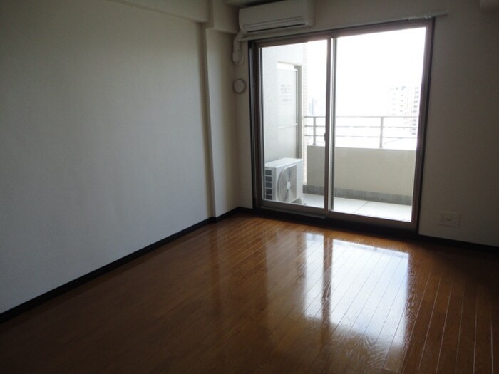 ｻｳﾞｫｲ ｻﾞ･ﾊﾟ-ﾑｽﾄﾘ-ﾄ(601)の物件内観写真
